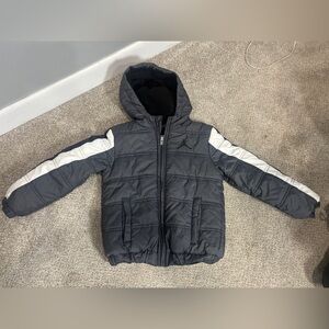 Air Jordan Puffer Jacket, Size 5-6 years winter jacket winter coat warm cozy